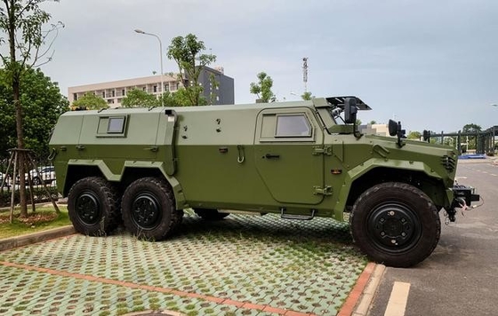 China Defend Bulletproof Custom Off Road รถทหาร 6x6 300hp Battlefield Equipment