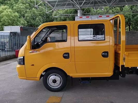 DONGFENG รถบรรทุกสินค้าเบา Double Cab Row Truck Bed Cargo Lights 90Hp เครื่องยนต์ดีเซล
