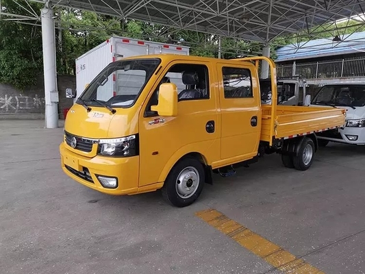 DONGFENG รถบรรทุกสินค้าเบา Double Cab Row Truck Bed Cargo Lights 90Hp เครื่องยนต์ดีเซล