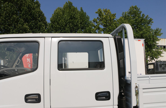 Double Cabin Cargo Light Truck 2 Axles 6 Wheeler Truck Cargo Light 125HP Gasoline