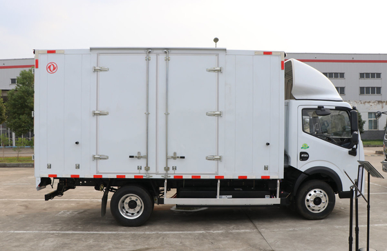 90 กม. / ชม. DONGFENG รถบรรทุกไฟฟ้าพลังงานใหม่การขนส่งตู้บรรทุกสินค้าไฟฟ้า