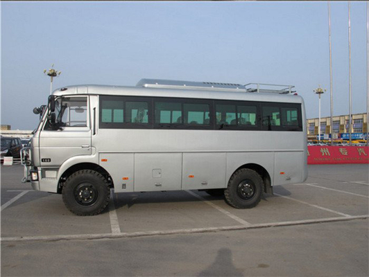 Full Drive 4x4 Off Road Coach เครื่องยนต์ดีเซลคัมมินส์รถโค้ชออฟโรด 29 ที่นั่ง