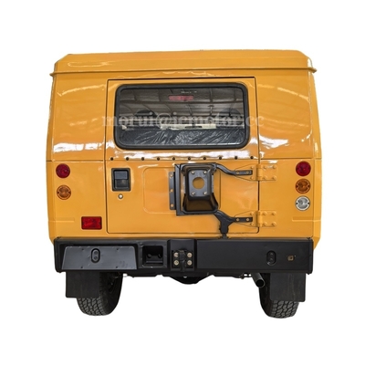 รถจี๊ป IVECO Sofim ดีเซล 4x4 ออฟโรด 5 ที่นั่ง สำหรับผู้โดยสาร ทะเลทราย 6AT รถบัญชาการทางทหาร