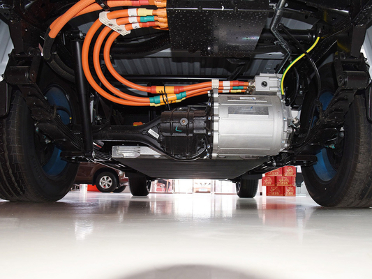 Pure Electric Pickup SUV ยานพาหนะ 120KW มอเตอร์ไฟฟ้าความจุแบตเตอรี่ 67.09kwh