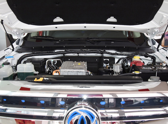 Pure Electric Pickup SUV ยานพาหนะ 120KW มอเตอร์ไฟฟ้าความจุแบตเตอรี่ 67.09kwh