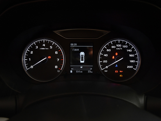 ขับเคลื่อนสองล้อ SUV 4 ประตู รถกระบะ 5 ที่นั่ง 1.8 ลิตร เบนซิน เทอร์โบ ความเร็วสูงสุด 160km/h