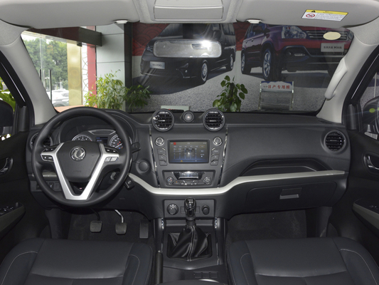 สองแถว 5 ที่นั่ง 4 ประตู SUV รถกระบะ 6MT 4WD 231HP เครื่องยนต์เบนซิน