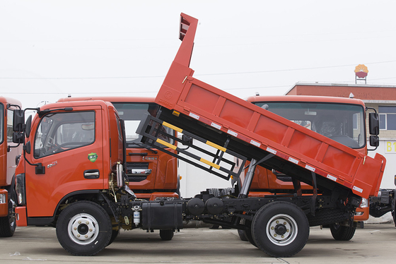 Euro 4 DONGFENG Tipper Truck เครื่องยนต์ YUCHAI พวงมาลัยซ้าย 3.7m
