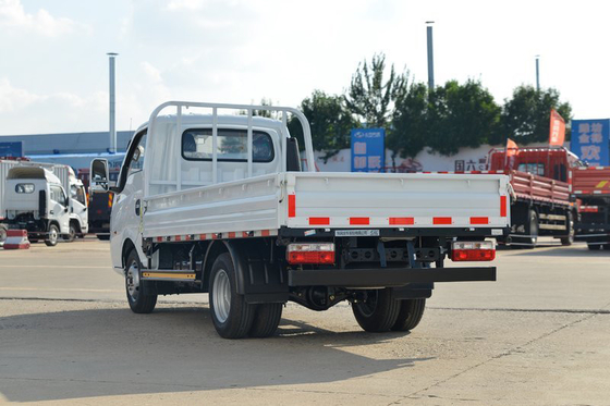 Euro 6 Emission Dongfeng รถบรรทุกสินค้าเบา 1650mm Cab GVW 3.5T - 4.5T