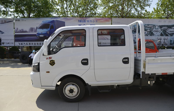 4.5T รถบรรทุกสินค้าเบา 4x2 เครื่องยนต์ดีเซลรถบรรทุกขนาดเล็กสองแถว 5 ที่นั่ง