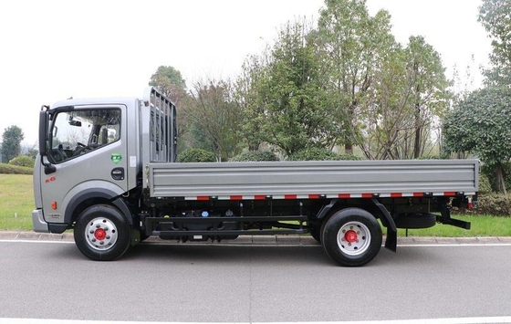 ตู้คอนเทนเนอร์บรรทุกสินค้าขนาดเล็ก Cummins รถบรรทุกดีเซล Deluxe Edition 4x2 DONGFENG