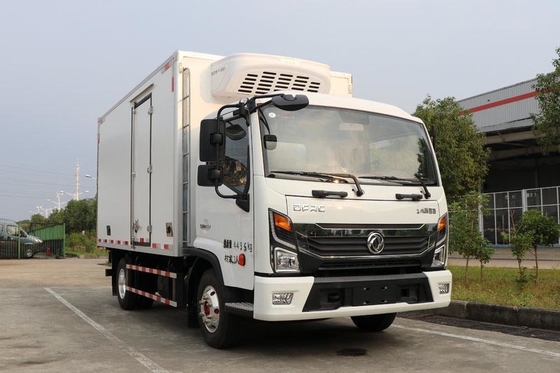 ฐานล้อเครื่องยนต์ดีเซลสำหรับขนส่งสินค้าเบาสำหรับการขนส่งแบบแช่เย็น 3300