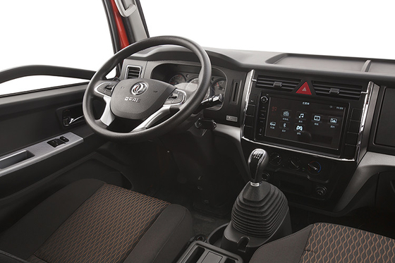 ความกว้าง 1730 มม. Dongfeng Light Cargo Truck GVW 3.5T - 4.5T Cab NISSAN Engine