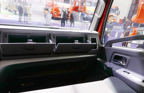 Transit Box Light Cargo Truck Air Brake Euro2 - ฐานล้อ Euro6 3308mm