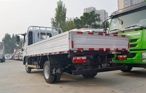 แผ่นเสาดีเซล Cummins Engine Truck GVW 6 - 12T Air Brake