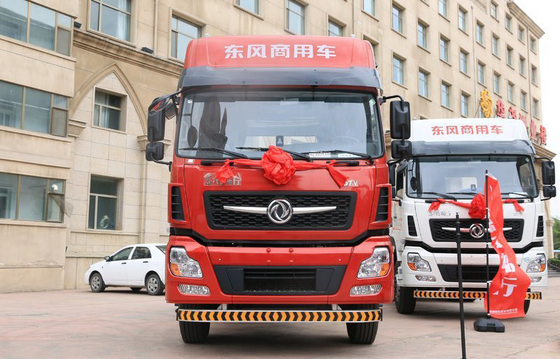 400hp 6 Cyl Dongfeng รถบรรทุกรถแทรกเตอร์ เครื่องยนต์ดีเซล 35.4 ตัน ABS ESC