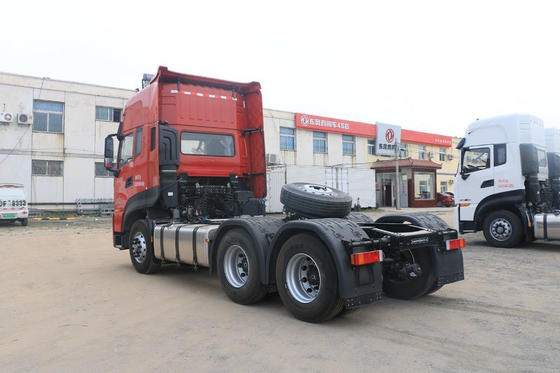 รถบรรทุกรถแทรกเตอร์ดีเซล Dongfeng 560hp แรงบิดสูงสุด 2650N.m สำหรับการขนส่งสินค้า