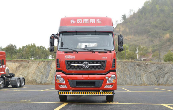Traction Mass 40 Ton LNG รถบรรทุกขนส่ง 6x4 Tractor High Displacement Engine