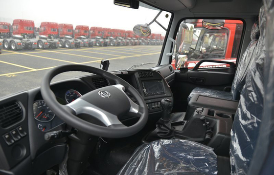 Traction Mass 40 Ton LNG รถบรรทุกขนส่ง 6x4 Tractor High Displacement Engine
