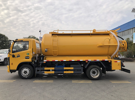 Dongfeng ดูดสิ่งปฏิกูลรถบรรทุกสุขาภิบาลเทศบาล 9.5 Cbm 4 Ton Payload
