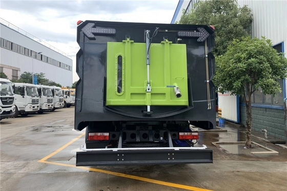 ทำความสะอาด Sweeper Municipal รถบรรทุกสุขาภิบาล เครื่องยนต์ดีเซล 4x2 8m 200 HP