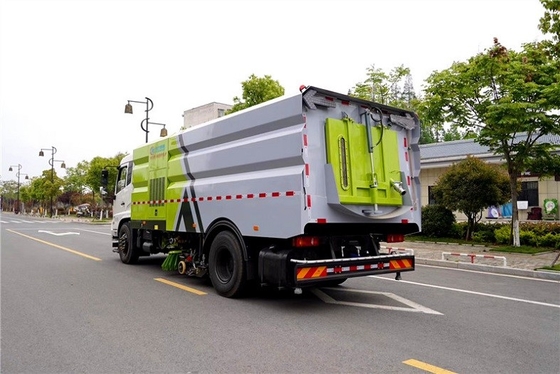 16 CBM ฐานล้อรถบรรทุกสุขาภิบาล 5000mm 210 HP Sweeper Cleaning Truck