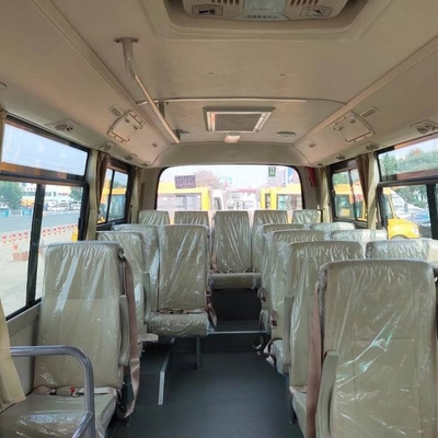 กำหนดเอง 6.6M Travel Diesel Bus Coach 10 - 25 ที่นั่ง 3300mm ฐานล้อ