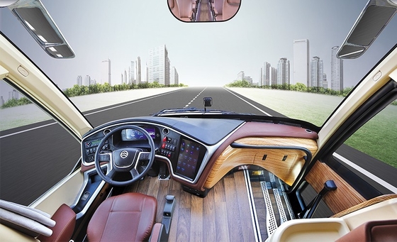 รถโดยสารเครื่องยนต์ดีเซล Euro 5 Emission 400 HP 45 Seater Coach ใบรับรองยุโรป