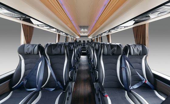 37 Seater Luxury Coach Travel ดีเซล 270 HP ความสูงภายใน 2m 6MT Transmission