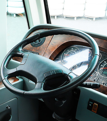 รถโดยสารเด็ก Euro V 33 - 41 ที่นั่งรถรับส่งนักเรียน 7.5m 130hp