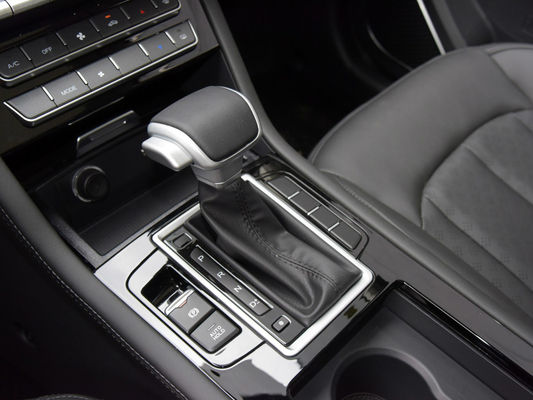 เบนซิน เกียร์อัตโนมัติ SUV Monocoque Body 1.5T 156HP Engine Power 7 Seats