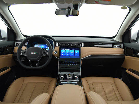 ครัวเรือน 4 ประตู SUV รถกระบะ 8AT 224HP เบนซินไฟฟ้าเบาะหนัง LED ไฟหน้า